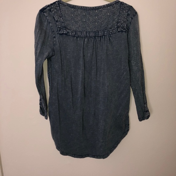 Top - Picture 4 of 4